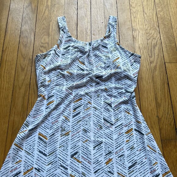 Prana Size M Skypath Sleeveless Shelf Bra Open Back Active Athleisure Sun Dress - Picture 10 of 16